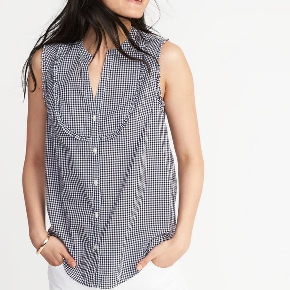 🌿2/$15🌿Gingham ruffle sleeveless blouse - Picture 1 of 5